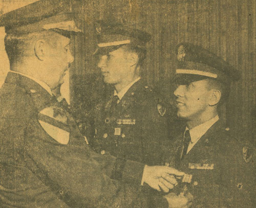 Captain Duke receiving the Distinguished Flying Cross.